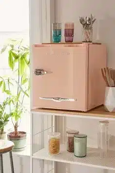 how-to-store-a-mini-fridge-when-not-in-use