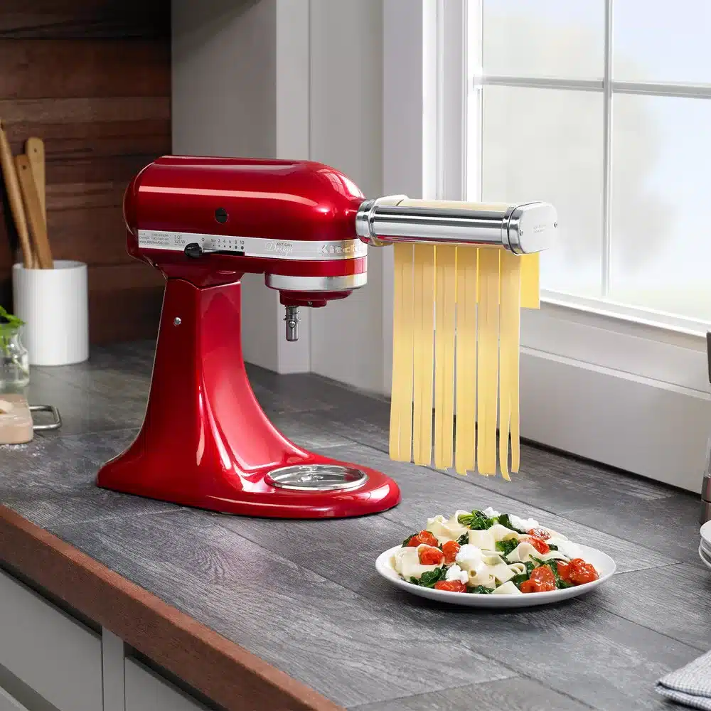 how-to-use-kitchenaid-pasta-attachments-2